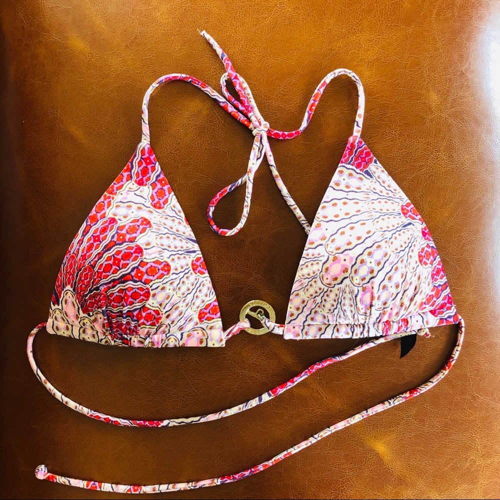 Push-up Victoria Secret’s bikini top